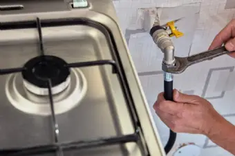 Paşabahçe Doğalgaz Ocak Fleksi Montajı Ocak Fırın Hortumu Montajı Ocak Gaz Bağlama Paşabahçe Doğalgaz Ocak Fleksi Montajı Ocak Fırın Hortumu Montajı Ocak Gaz Bağlama
