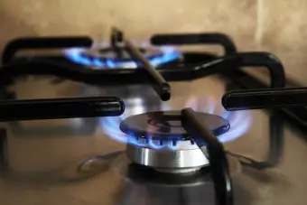 Pendik Yenişehir Doğalgaz Ocak Fleksi Montajı Ocak Fırın Hortumu Montajı Ocak Gaz Bağlama